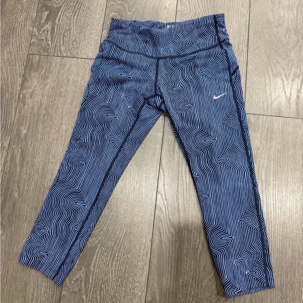 Nike Dri-FIT Striped Blue and Black Leggings - Picture 4 of 4